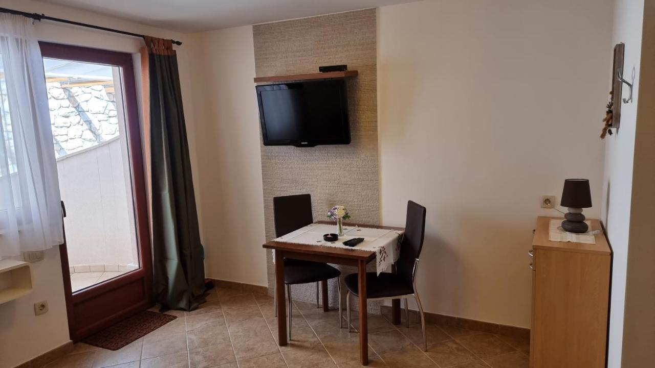 Apartmani Sidro มาลินสกา ภายนอก รูปภาพ