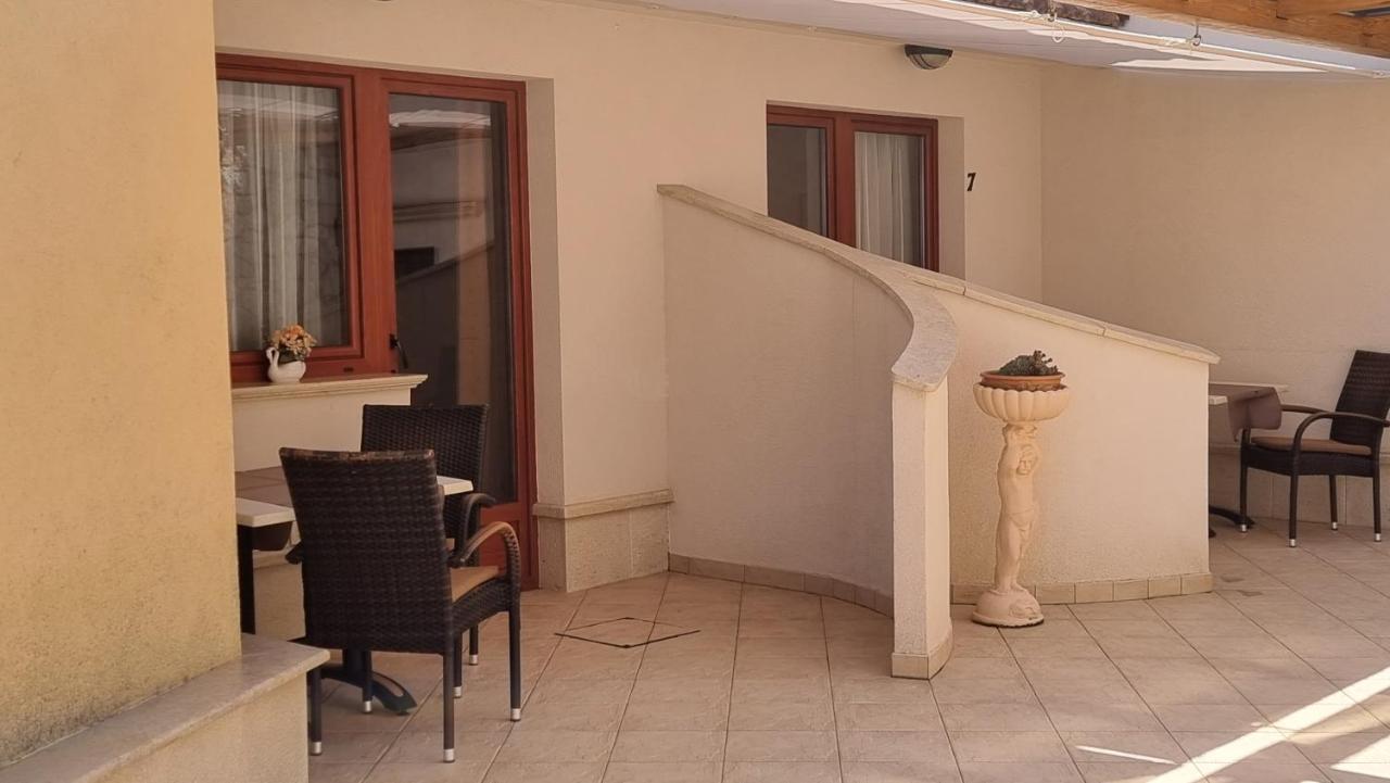 Apartmani Sidro มาลินสกา ภายนอก รูปภาพ
